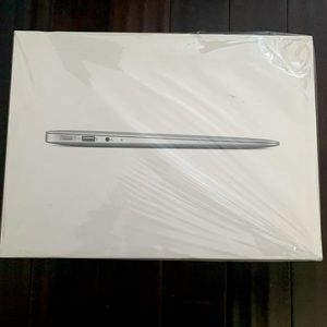MacBook Air box